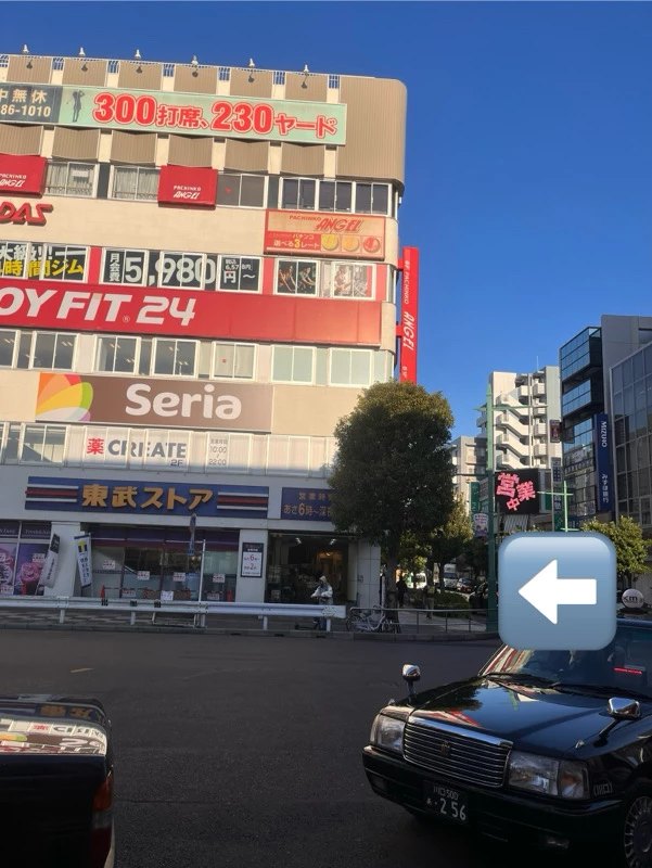 ガイドマップ１（蕨駅の東口を背にして左側の道（東武ストアのある方です）駅前通りを真っ直ぐ進みます。）